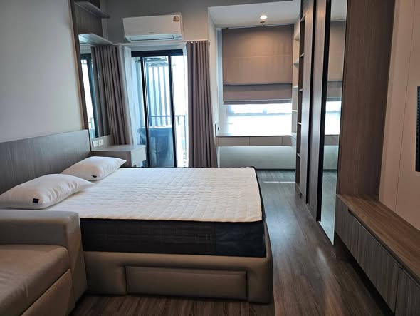 bedroom of Ideo Ramkamhaeng Lamsali Station