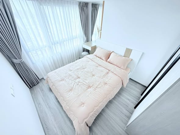 bedroom of Ideo Ramkamhaeng Lamsali Station