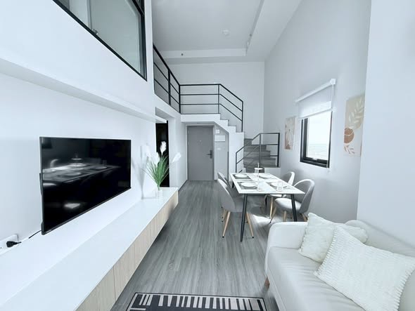 living room of Ideo Ramkamhaeng Lamsali Station