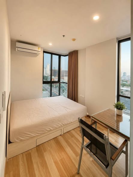 bedroom of IDEO Ratchada-Huai Khwang