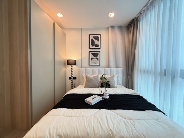 bedroom and bathroom of IDEO Ratchada-Huai Khwang