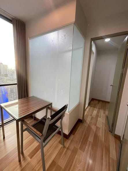 room interior of IDEO Ratchada-Huai Khwang