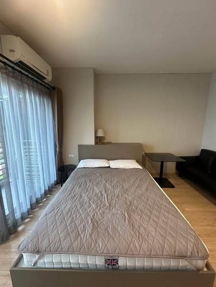 bedroom of Ideo Sathon-Wongwian Yai