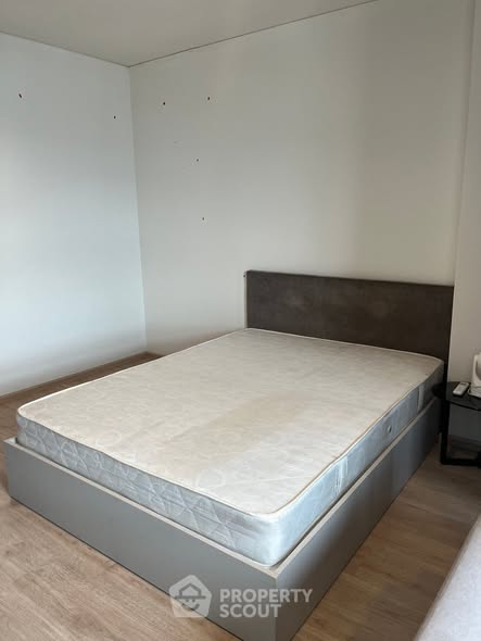 bedroom of Ideo Sathon-Wongwian Yai
