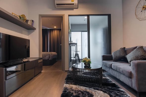 bedroom and living room of Ideo Sukhumvit 93