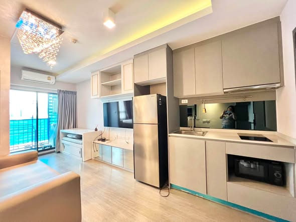 kitchen of Ideo Sukhumvit 93