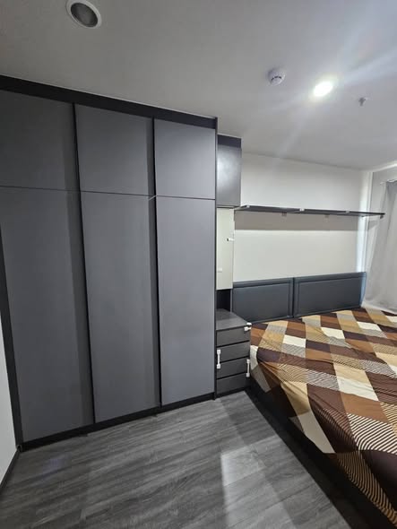 bedroom and room interior of IDEO Sukhumvit Rama 4 ไอดีโอ สุขุมวิท-พระราม 4