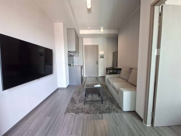 living room and room interior of IDEO Sukhumvit Rama 4 ไอดีโอ สุขุมวิท-พระราม 4