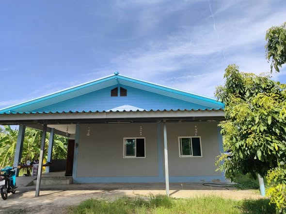 ขายบ้านพร้อมที่ดิน