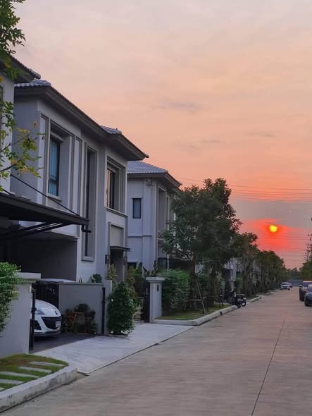 แกรนด์พลีโน่ พหลโยธิน-รังสิต