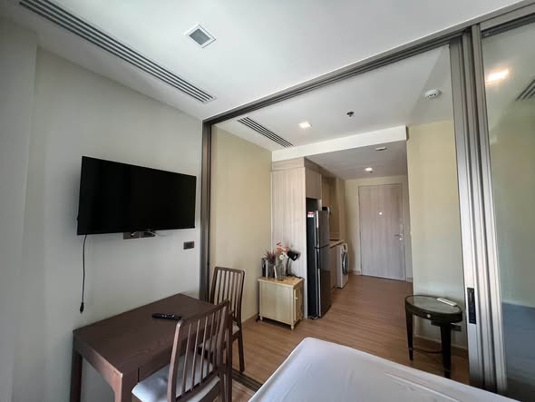 bedroom and room interior of Infinity One Condo