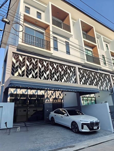 InHOME Luxury Residences