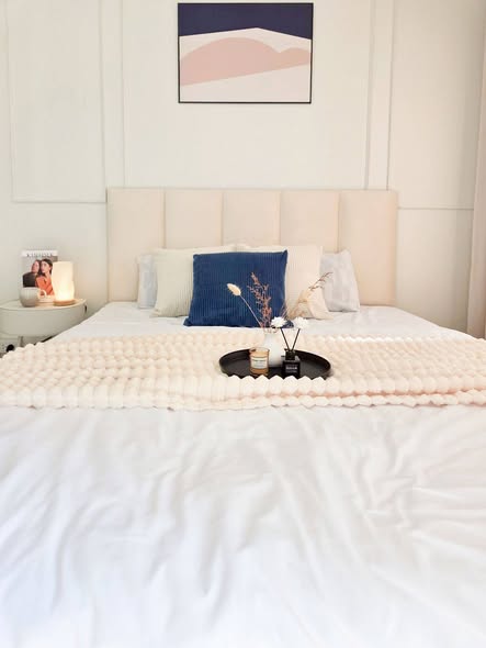 bedroom of Iris Avenue