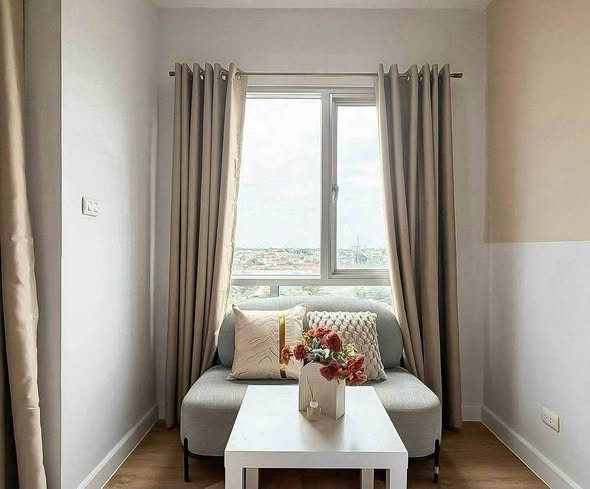 living room and bedroom of Iris Avenue