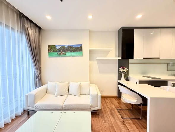 living room and room interior of Ivy Ampio