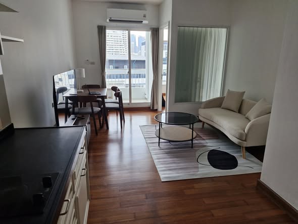 living room of Ivy Sathon 10