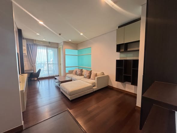 bedroom and room interior of IVY THONGLOR