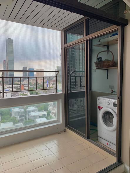 room interior of JC TOWER