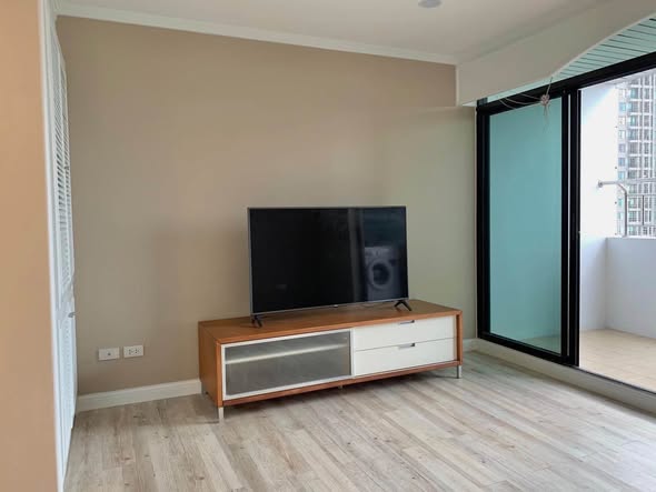 room interior of JC TOWER