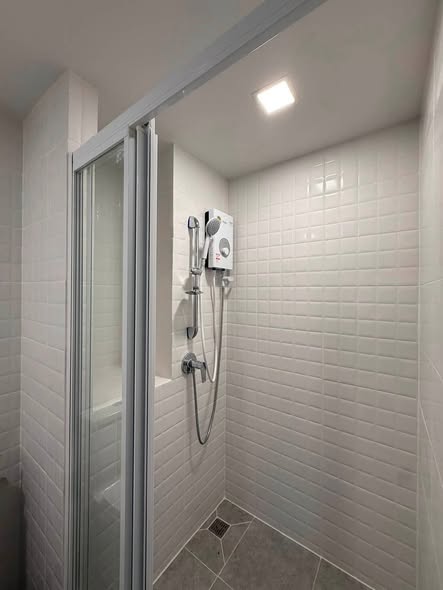 room interior and bathroom of KAVE Seed Kaset | เคฟ ซี้ด เกษตร