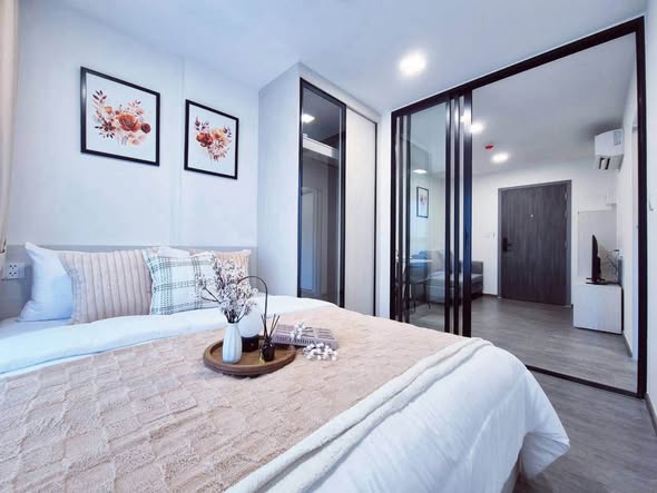 bedroom and room interior of Kave TU