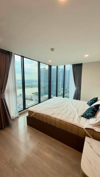bedroom of Ken Attitude Rattanathibet