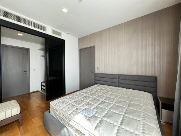 bedroom and room interior of Keyne by Sansiri
