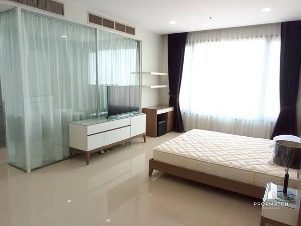 bedroom and room interior of Keyne by Sansiri