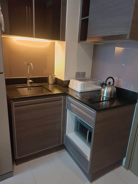 kitchen of Keyne by Sansiri