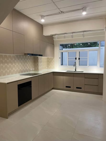 kitchen of รับรีโนเวทบ้าน