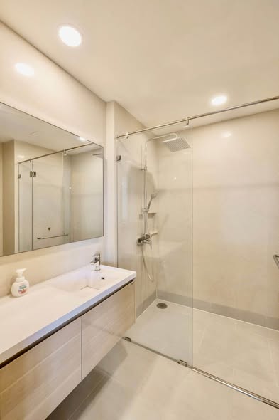 bathroom of Knightsbridge Duplex Tiwanon | ไนท์บริดจ์ ดูเพล็กซ์ ติวานนท์