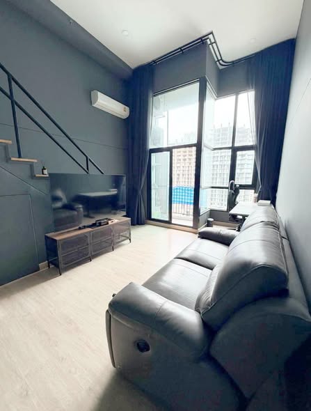 living room of Knightsbridge Duplex Tiwanon | ไนท์บริดจ์ ดูเพล็กซ์ ติวานนท์