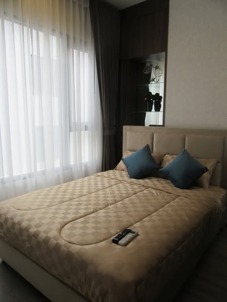 bedroom of Knightsbridge Kaset Society