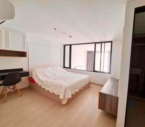 bedroom of KnightsBridge Phaholyothin Interchange
