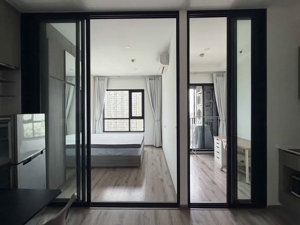 bedroom and room interior of KnightsBridge Prime Onnut