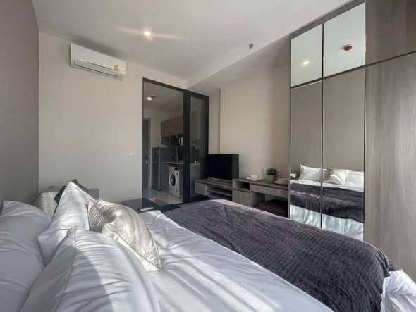 bedroom and room interior of KnightsBridge Prime Onnut