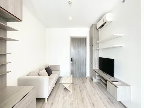 living room and room interior of KnightsBridge Prime Onnut