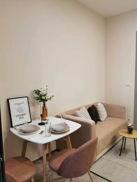 living room and room interior of KnightsBridge Prime Onnut