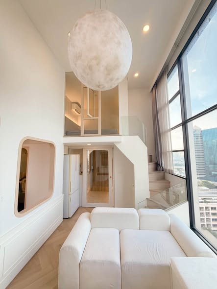 living room of KnightsBridge Prime Ratchayothin
