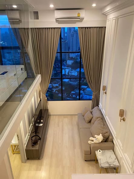 bedroom and living room of KnightsBridge Prime Sathon