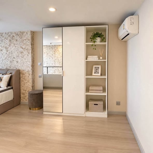 bedroom and room interior and bathroom of KnightsBridge Prime Sathon