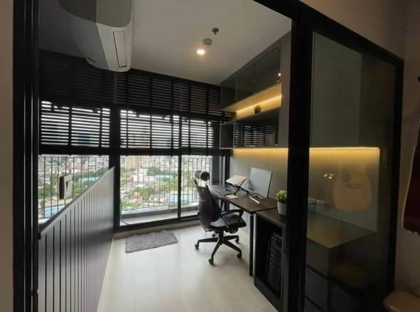 room interior of KnightsBridge Prime Sathon