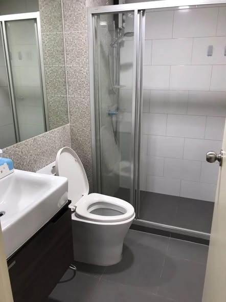 room interior and bathroom of KnightsBridge Sky City