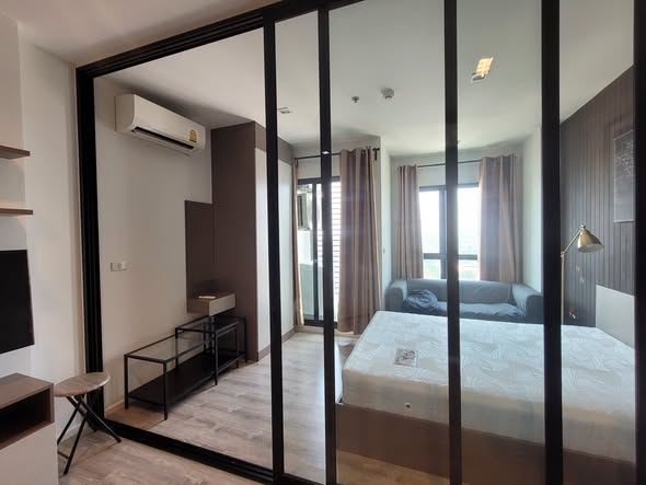 bedroom and room interior of Knightsbridge Sky River Ocean Condominium