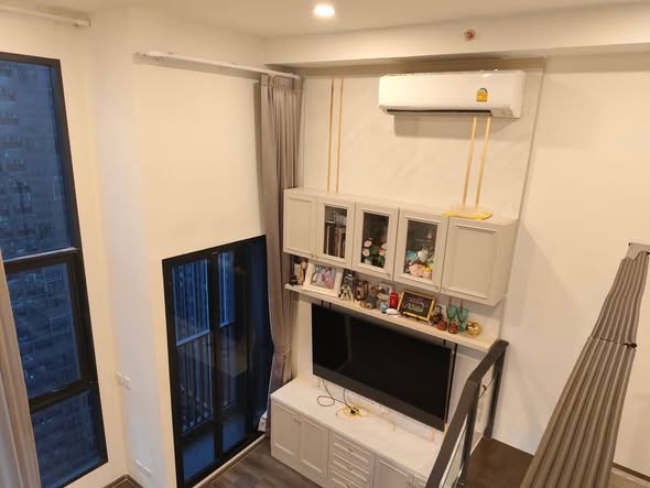kitchen of KnightsBridge Space Rama9