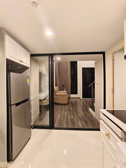 room interior of KnightsBridge Space Rama9