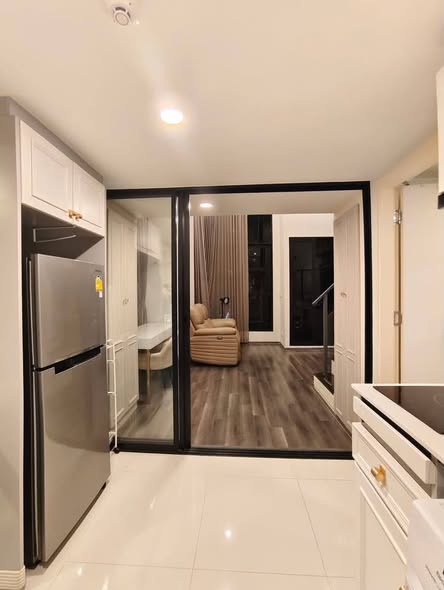 room interior of KnightsBridge Space Rama9