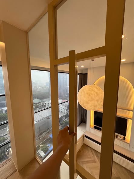 bathroom of KnightsBridge Space Ratchayothin