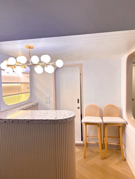 bathroom of KnightsBridge Space Ratchayothin