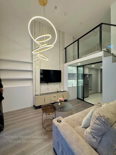 living room of KnightsBridge Space Ratchayothin